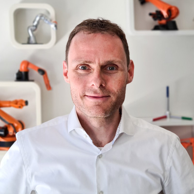Dr.-Ing. Dennis Derfling